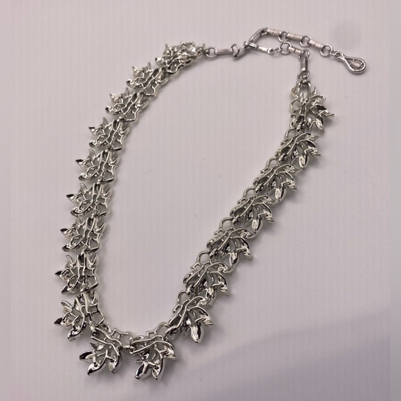 Coro Silver Tone Choker Necklace - Picture 6 of 8